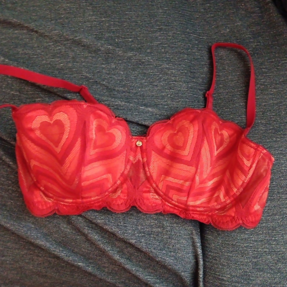 Adore Me Amorina Balconette 36D Bra Red